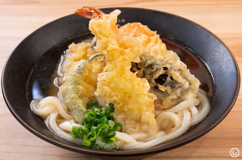 『天ぷらうどん』　１,０９０円（税込み）