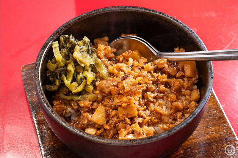 石焼ルーロー飯, Minced pork rice, 850 JPY (含税)
