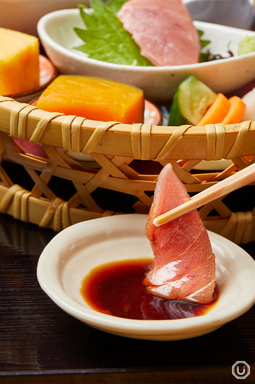 Photo of tuna sashimi