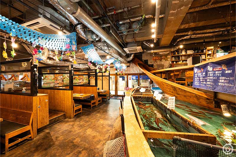 Interior of Fishing Restaurant ZAUO Shibuya Branch