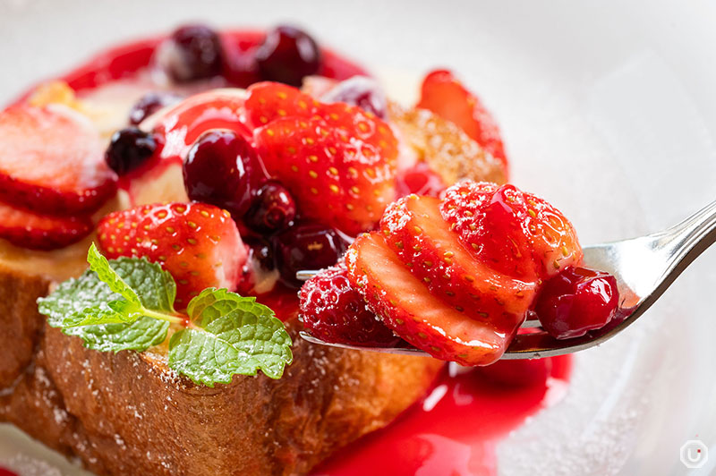 Ueno Green Salon's French Toast with Strawberry