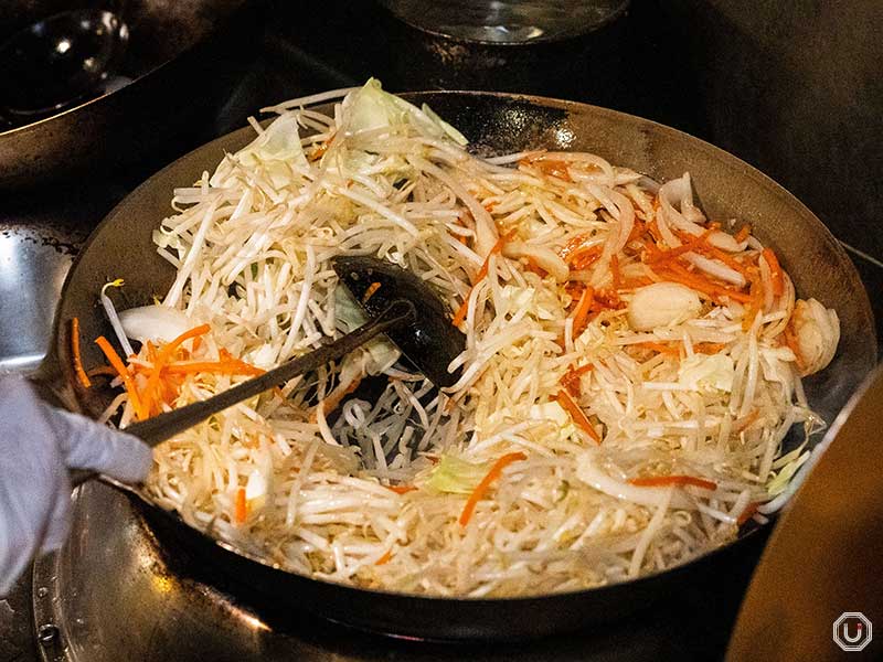 Special stir-fried vegetable toppings at Yaro Ramen in Shibuya