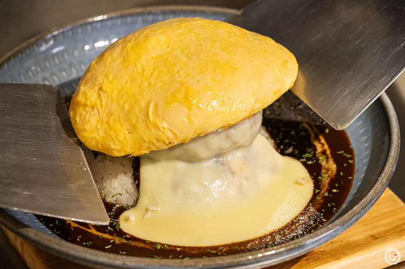 Premium Hamburger omelet rice at Ikura Shibuya