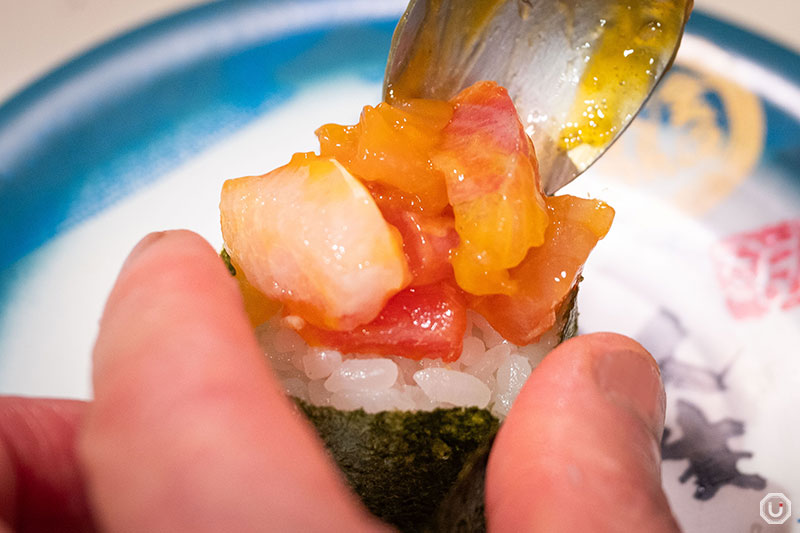 Kanazawa Maimon Sushi, a conveyor-belt sushi restaurant in Shibuya,Seafood Treasure Box