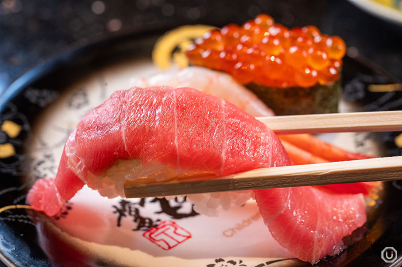 Kanazawa Maimon Sushi, a conveyor-belt sushi restaurant in Shibuya Middle belly of the tuna