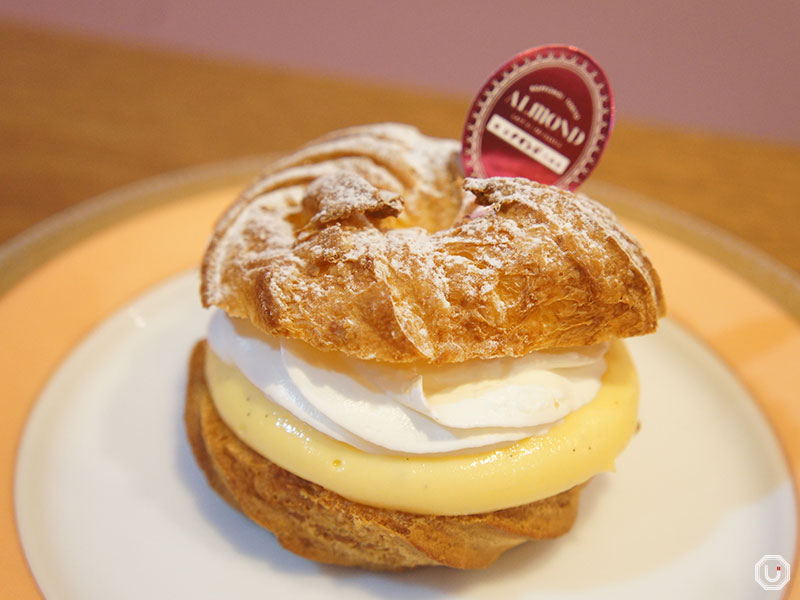 Roppongi Ring Choux at Almond Roppongi