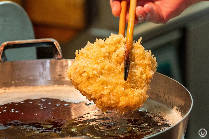 上野にあるぽん多本家のカツレツ