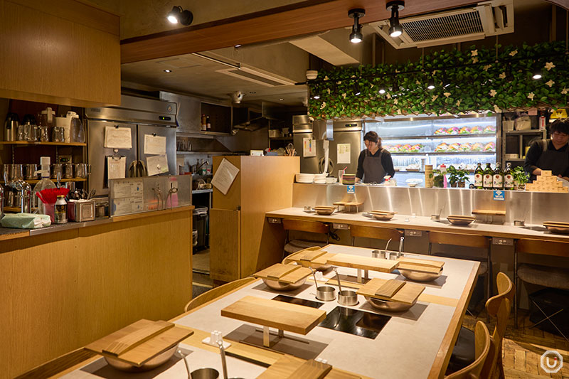 Interior of Shabu-Shabu Retasu Shibuya Center-gai