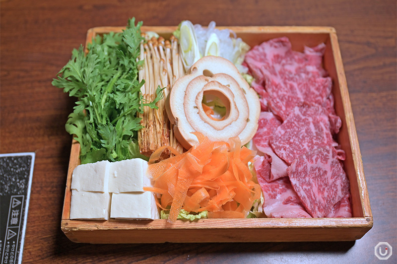 Sukiyaki at Akutoridaikan Nabenoshin in Shibuya