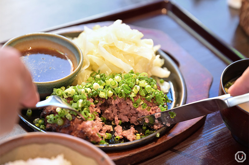 100% Beef Hamburger Steak at Suzuya