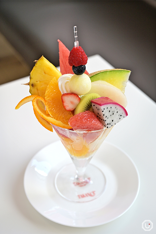 Fruits parfait at Shinjuku Takano