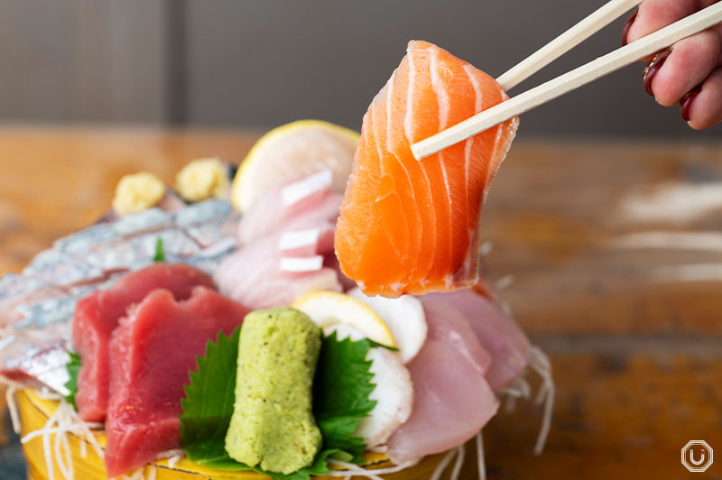 Assorted sashimi