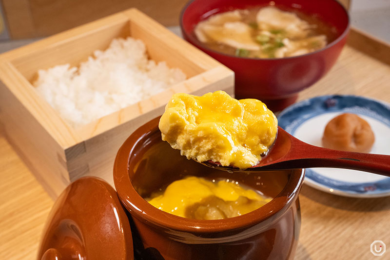 浅草の梅と星の浮浮卵の朝定食