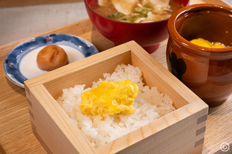 浅草の梅と星の浮浮卵の朝定食