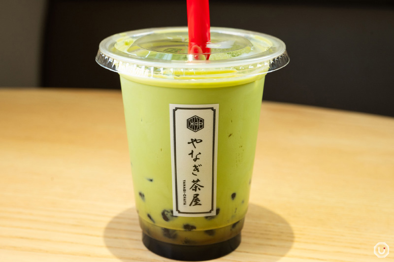 matcha latte at yanagiya