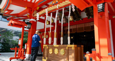 花園神社