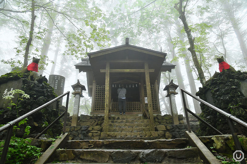 Okariya Shrine within the grounds of Mitsumine Shrine