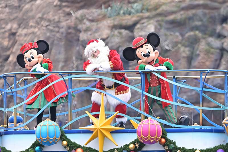 Disney Christmas at Tokyo DisneySea