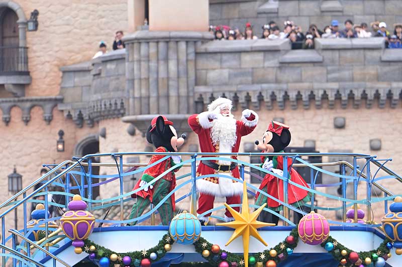 Disney Christmas at Tokyo DisneySea