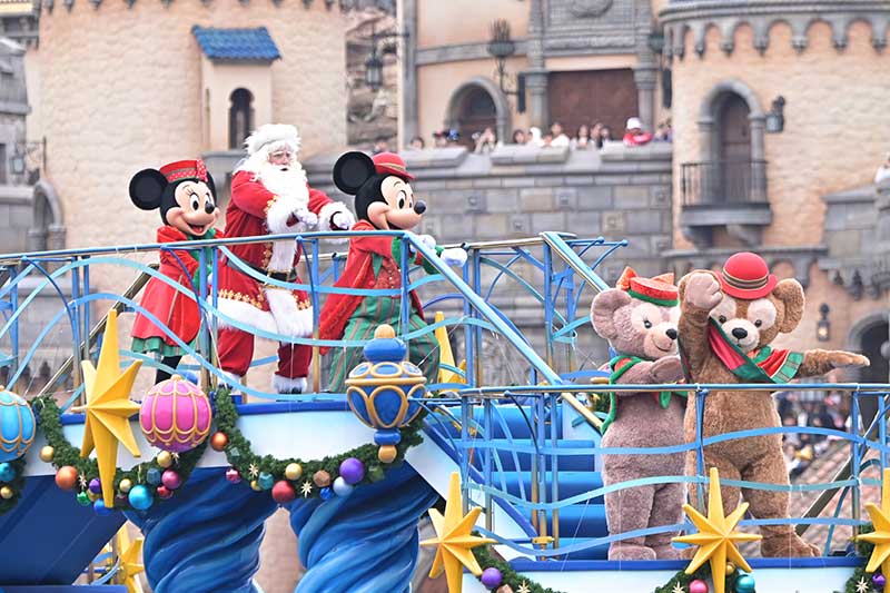 Disney Christmas at Tokyo DisneySea