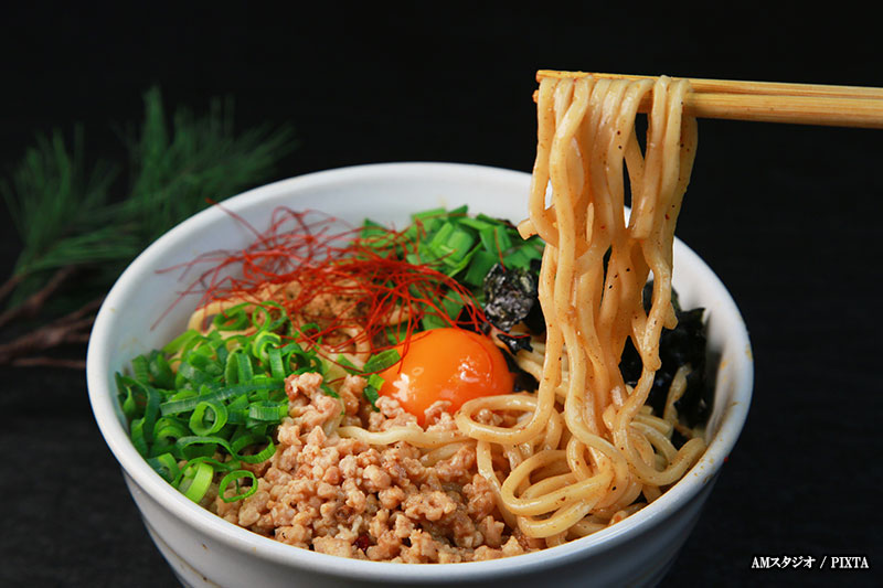 a bowl of maze-soba