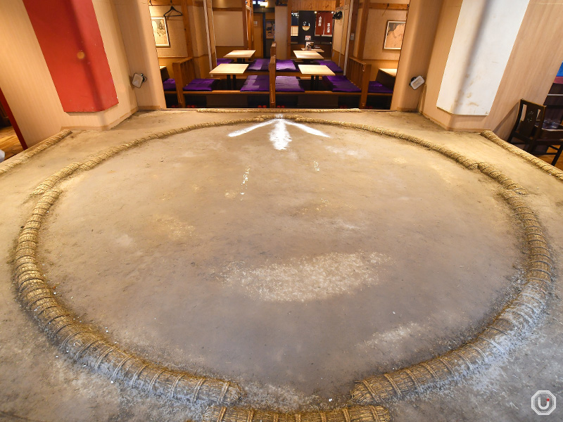Sumo ring inside Hananomai