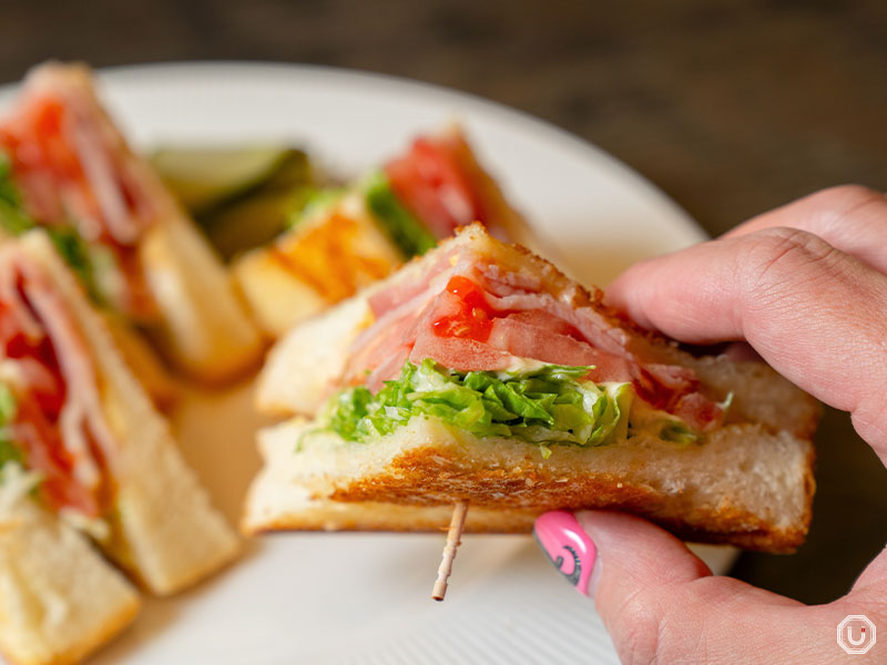 BLT sandwich at Cafe Bridge in Ginza