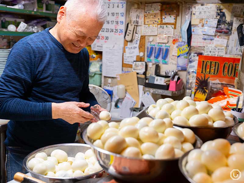 Owner of Kissa American in Ginza, Makoto Haraguchi