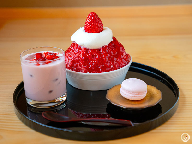 Amarin Strawberry Rich Shaved Ice Set at HIIRAGI GINZA
