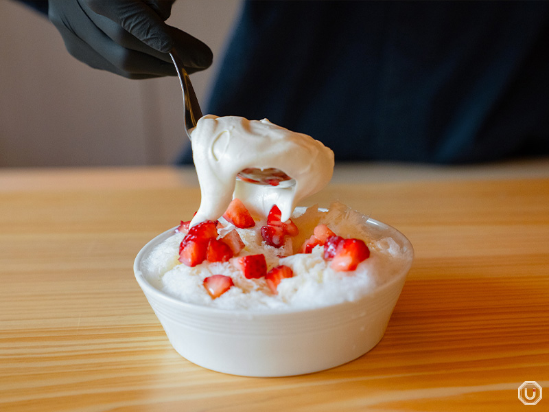 Amarin Strawberry Rich Shaved Ice Set at HIIRAGI GINZA