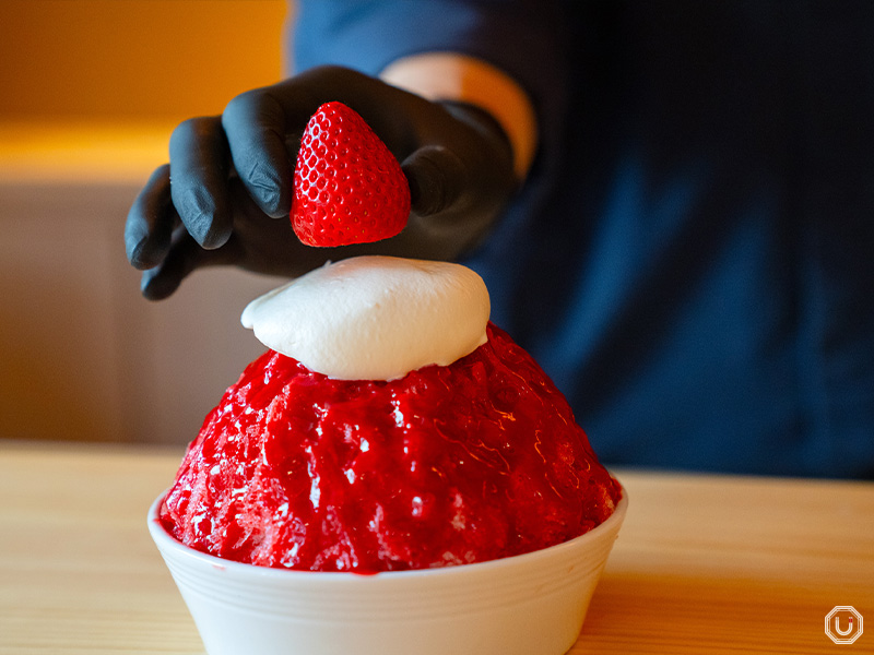 Amarin Strawberry Rich Shaved Ice Set at HIIRAGI GINZA