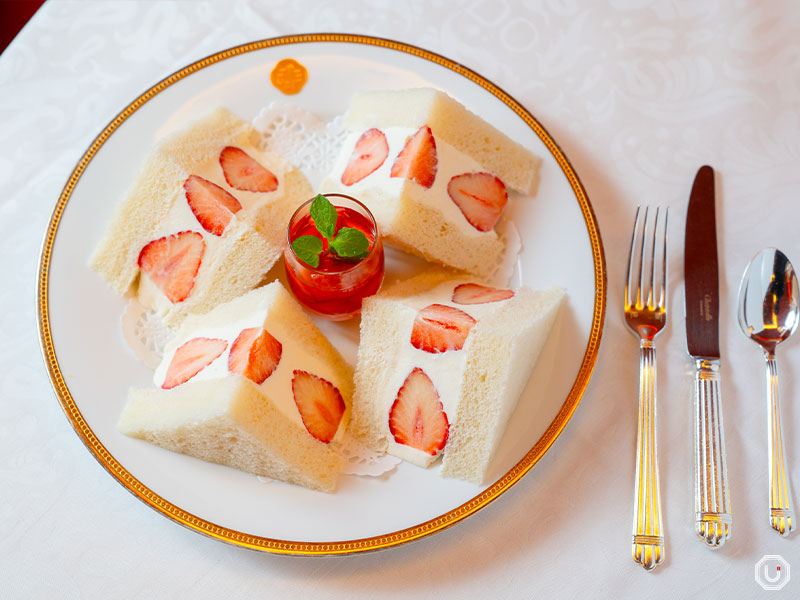 Strawberry Sandwich