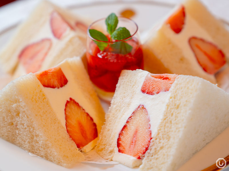 Strawberry Sandwich