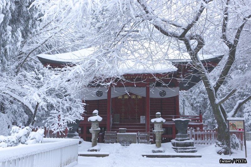 Yakuo-in Temple in winter on Mount Takao