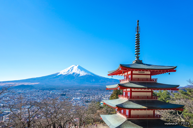 The Chureito Pagoda with Mt. Fuji iin Kawagushiko