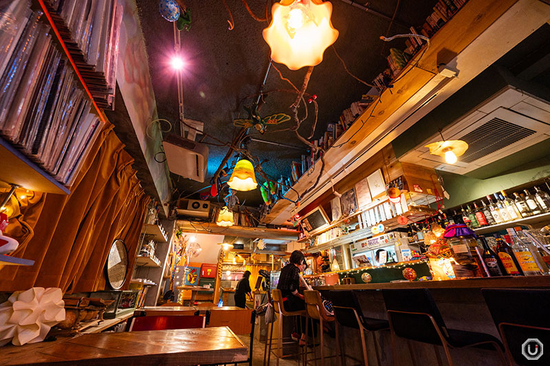 Interior of HOME PLANET in Kichijoji