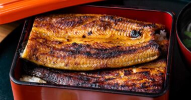 築地うなぎ食堂