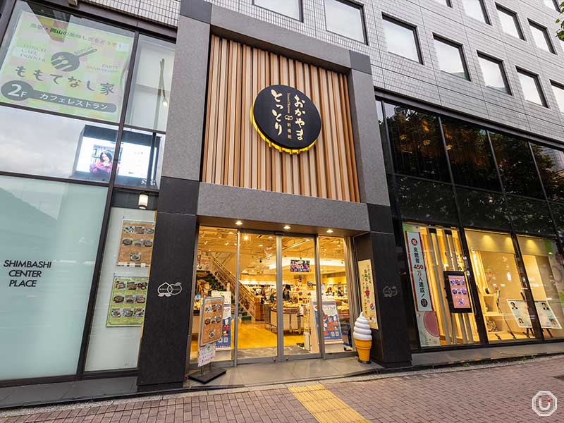 exterior of Bistro Cafe Momotenashiya in Shimbashi