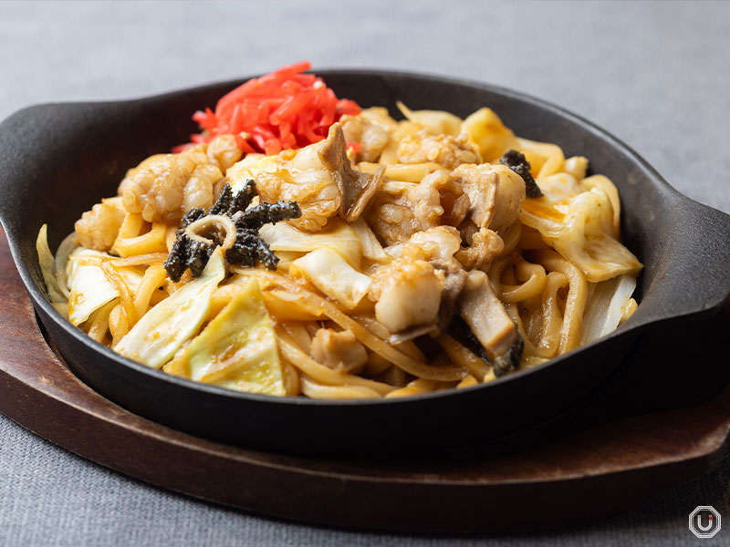 Horumon Yaki Udon at Bistro Cafe Momotenashiya in Shimbashi