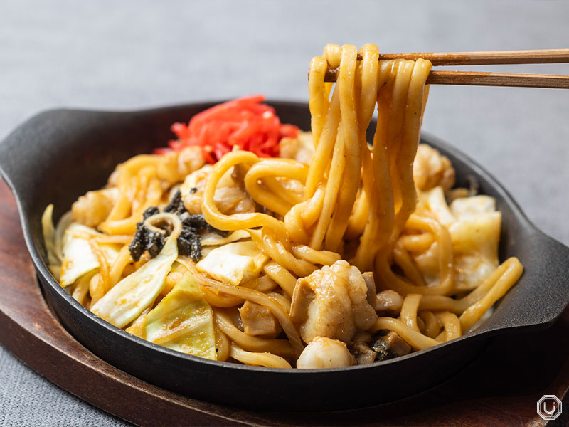 Horumon Yaki Udon at Bistro Cafe Momotenashiya in Shimbashi