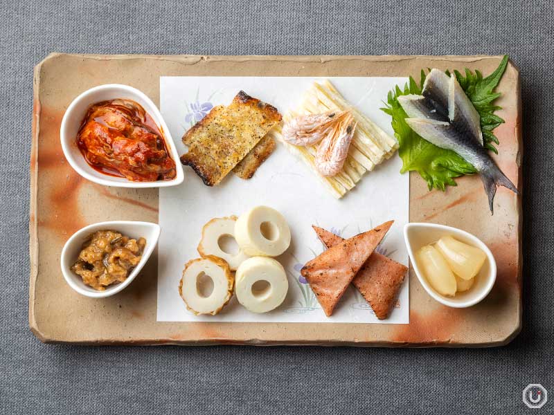 Assortment platter at Bistro Cafe Momotenashiya
