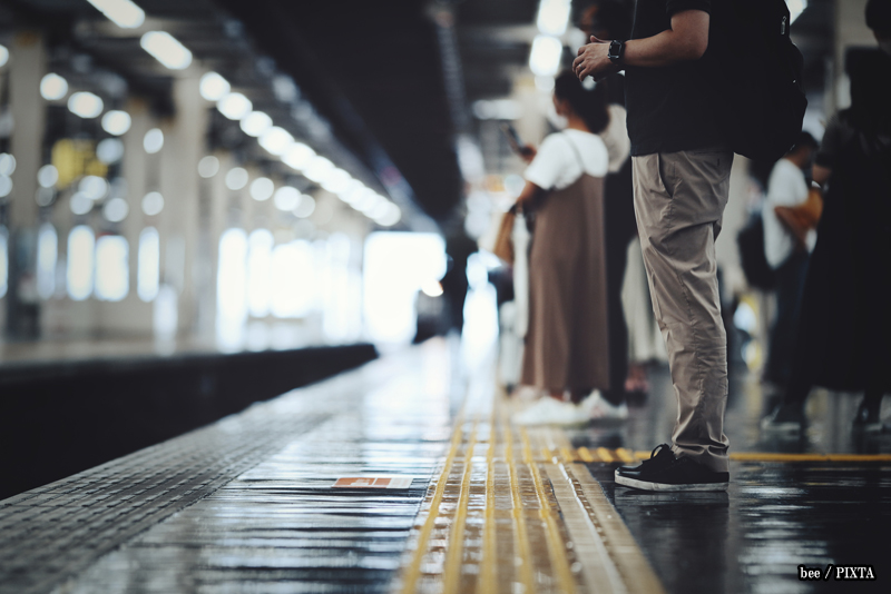 train platform in Japan