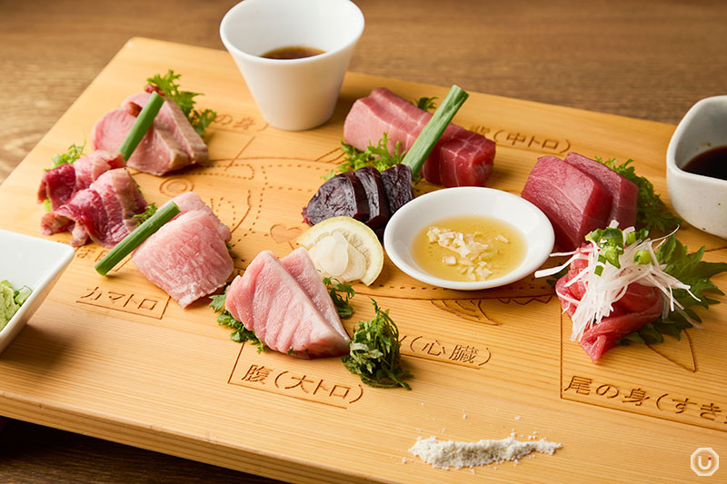 OH! Toro Kitchen 8-piece platter at Autoro Kitchen
