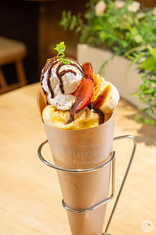 strawberry banana crepe at MARUTOME The Juicery Parfaiteria