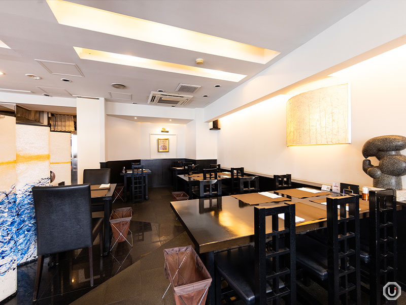 Yoshoku Kurofunetei interior