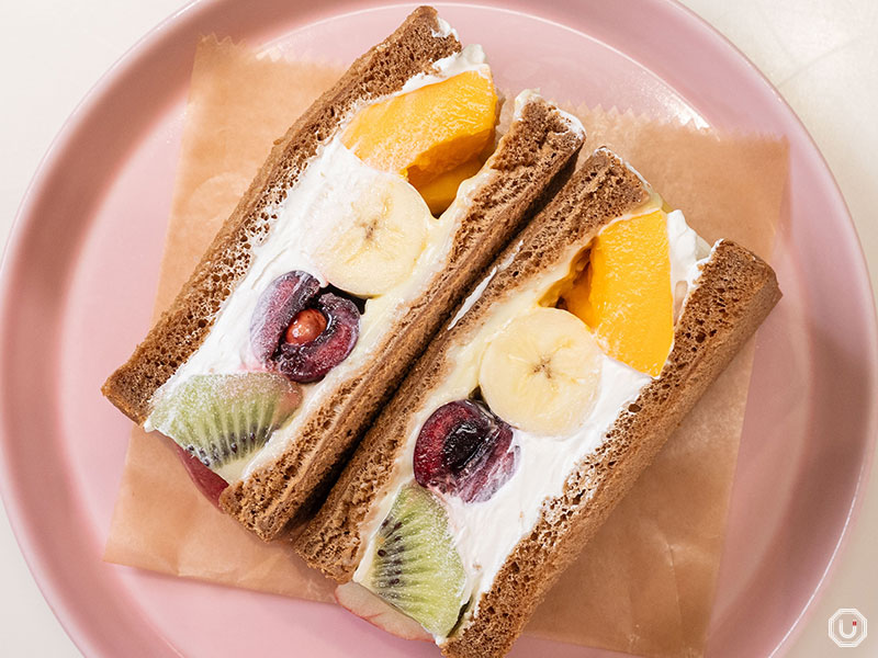 Fruit Sandwich at Horiuchi Fruit Farm