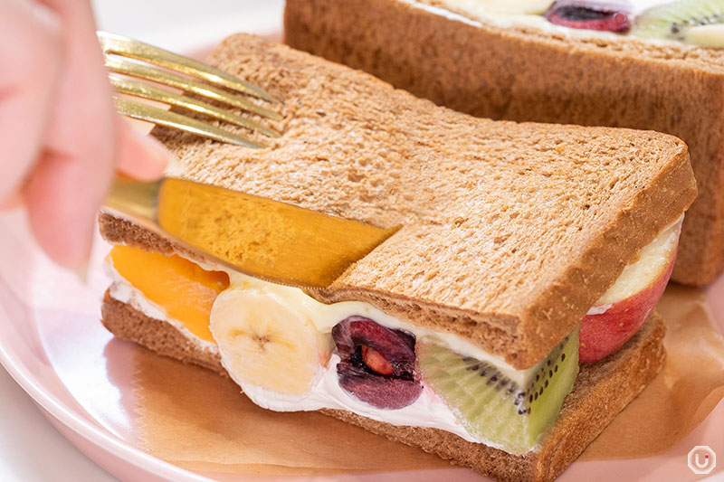 Fruit Sandwich at Horiuchi Fruit Farm