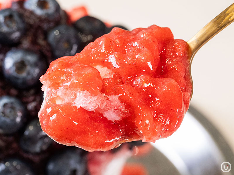 Strawberry & Blueberry Shaved Ice Horiuchi Fruit Farm