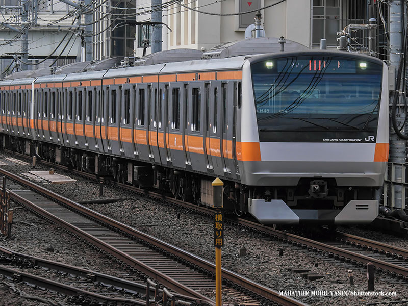 JR Chūō Line Rapid to Shimbashi Station