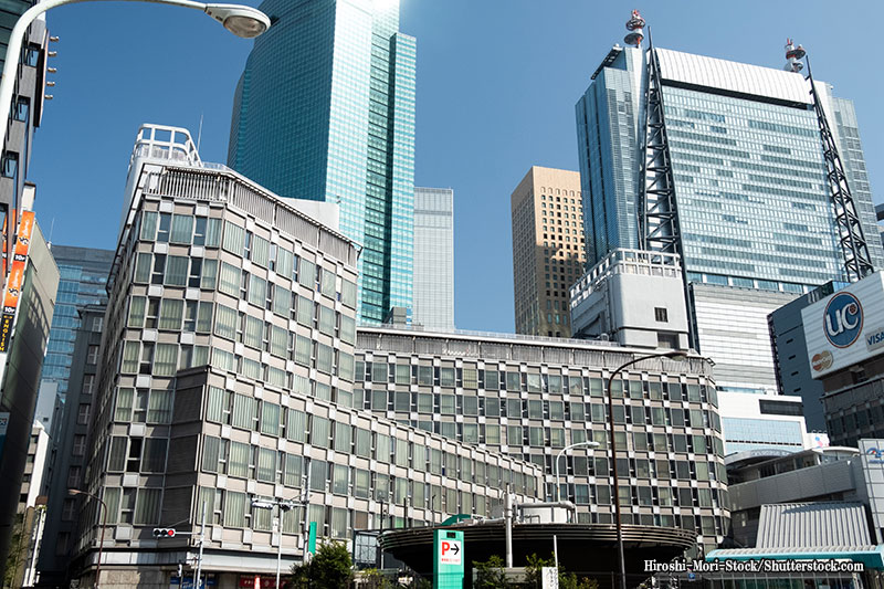 Building complexes in Shimbashi
